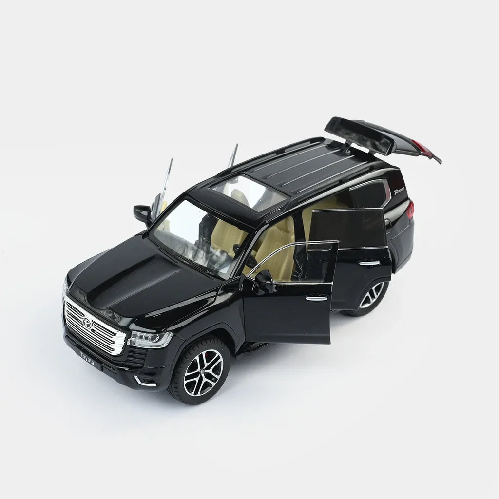 1:24 Toyota Land Cruiser Die-Cast Model Car with Remote Key, Lights & Sound