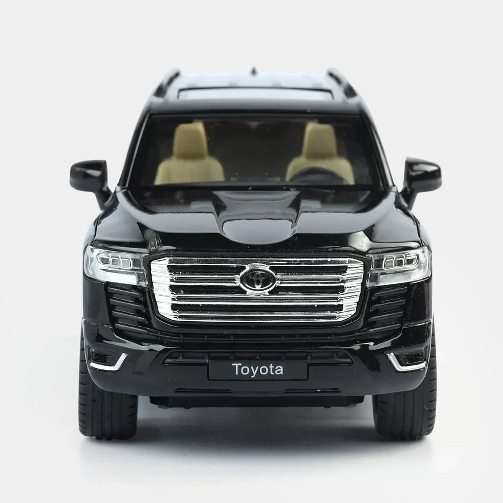1:24 Toyota Land Cruiser Die-Cast Model Car with Remote Key, Lights & Sound
